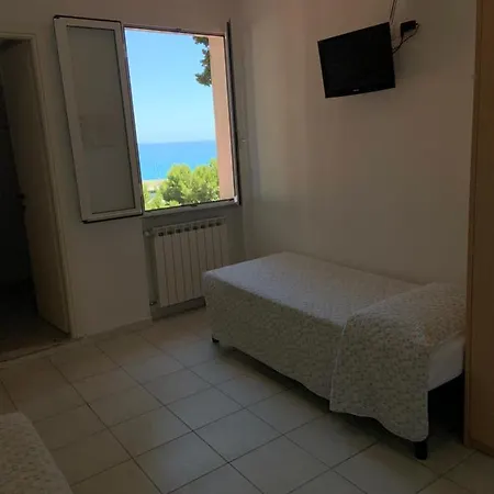 Casa de hóspedes Baia Dei Gabbiani