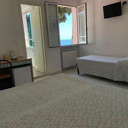 Baia Dei Gabbiani San Lorenzo al Mare