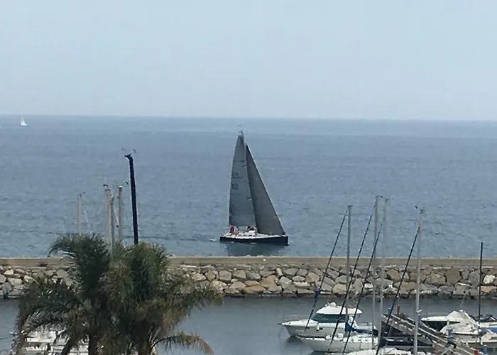 Baia Dei Gabbiani 4* Сан-Лоренцо-аль-Маре