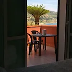 Baia Dei Gabbiani 게스트하우스