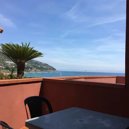 Casa de hóspedes Baia Dei Gabbiani San Lorenzo al Mare