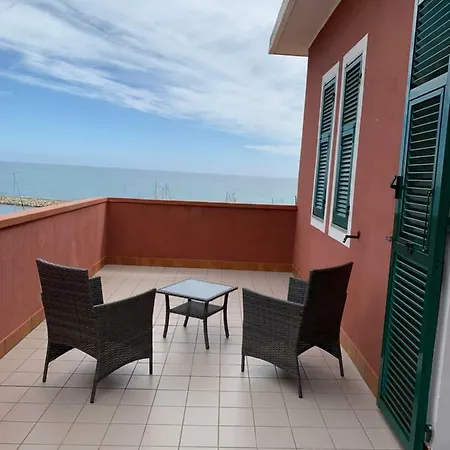 Casa de hóspedes Baia Dei Gabbiani San Lorenzo al Mare