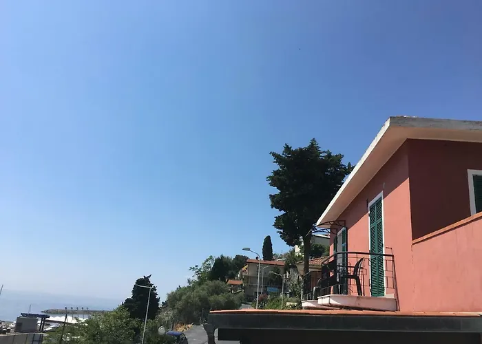 Baia Dei Gabbiani Pensión 4*